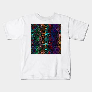 Tripping in the secret garden Kids T-Shirt